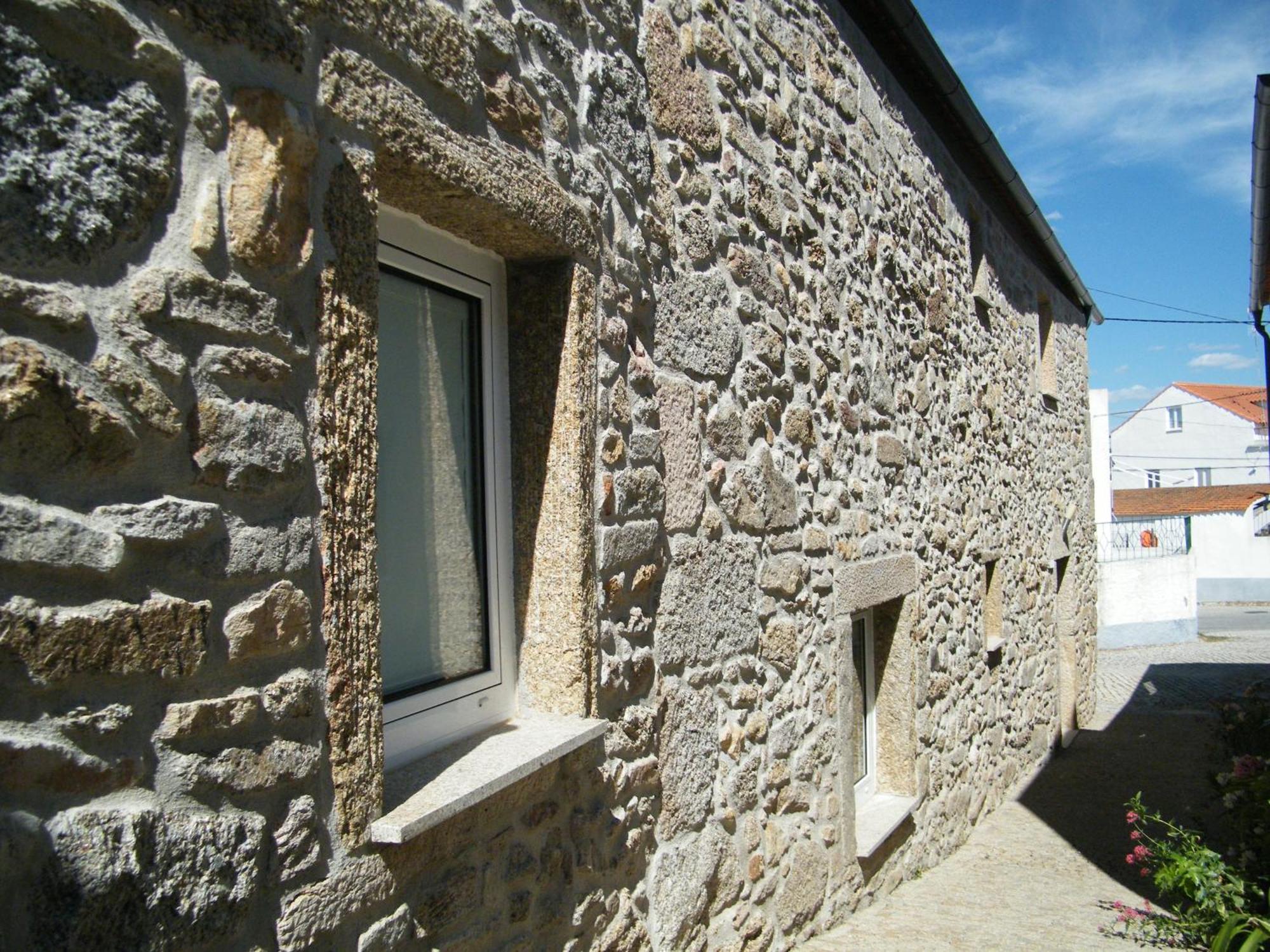 Patio Da Caetana Pensionat Freineda Exteriör bild
