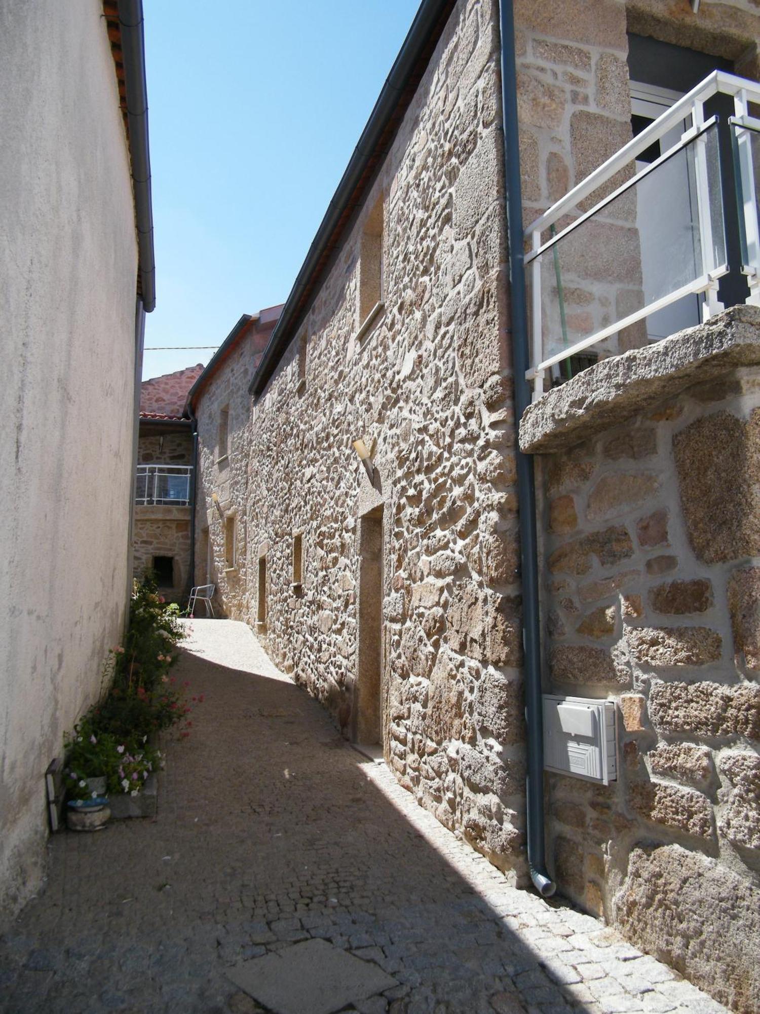 Patio Da Caetana Pensionat Freineda Exteriör bild